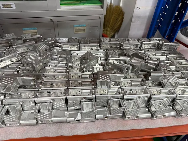 Serie gefräster Aluminiumteile